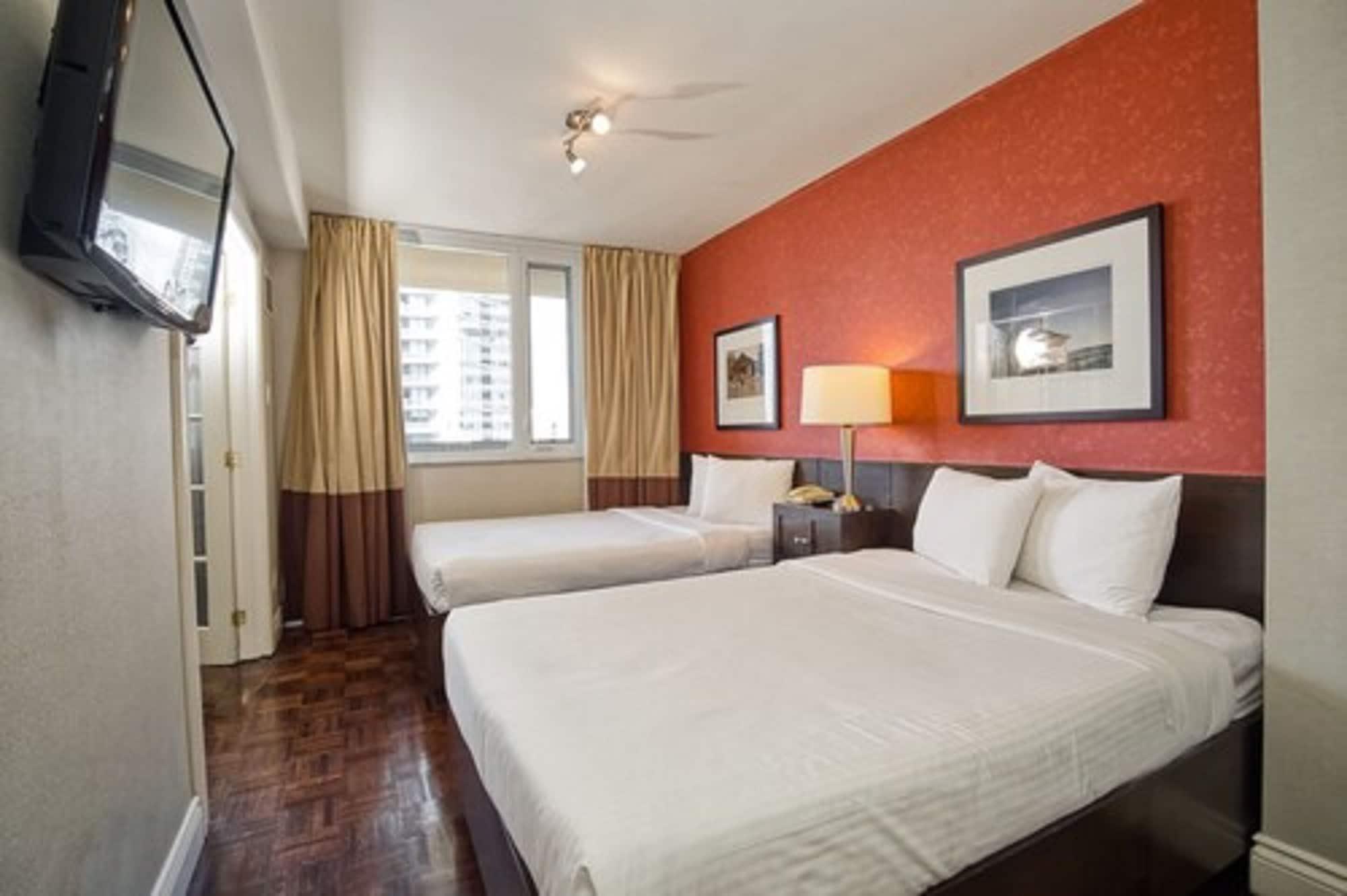 Town Inn Suites Hotel Toronto Bagian luar foto
