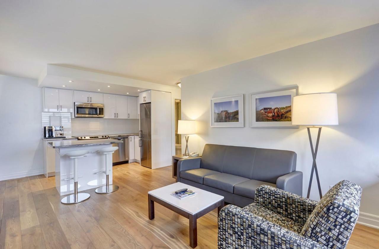 Town Inn Suites Hotel Toronto Bagian luar foto